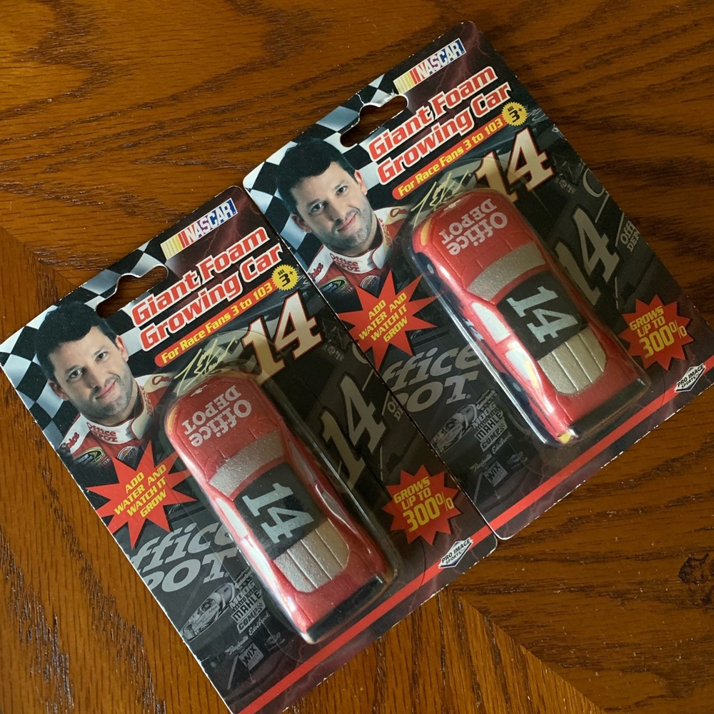 2 Pcs New NASCAR GIANT FOAM GROWING CAR